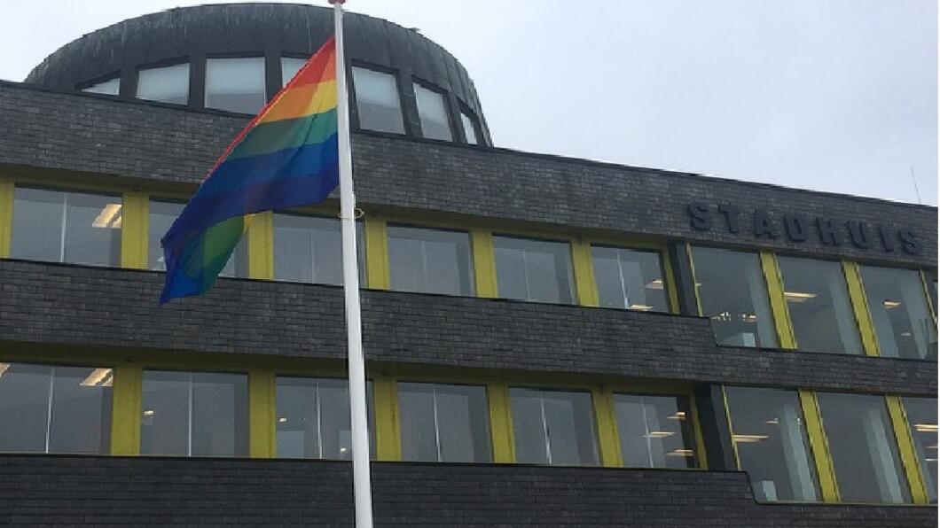 regenboogvlag gemeente Doetinchem